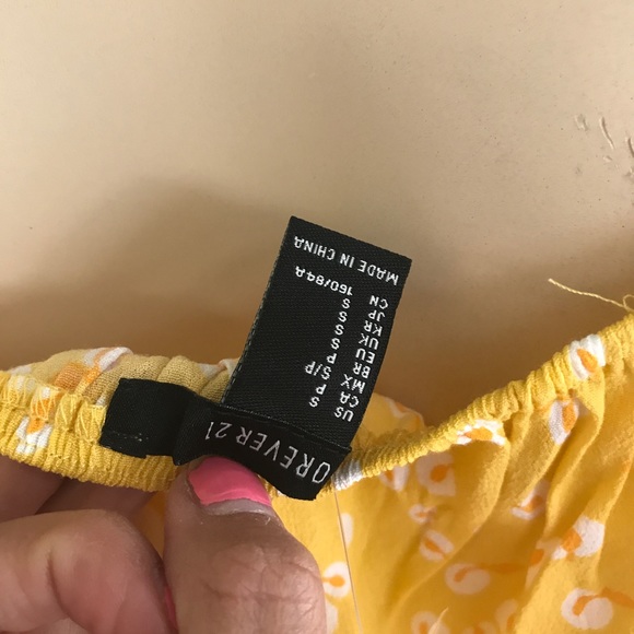 Yellow floral blouse and skirt set - Picture 4 of 4